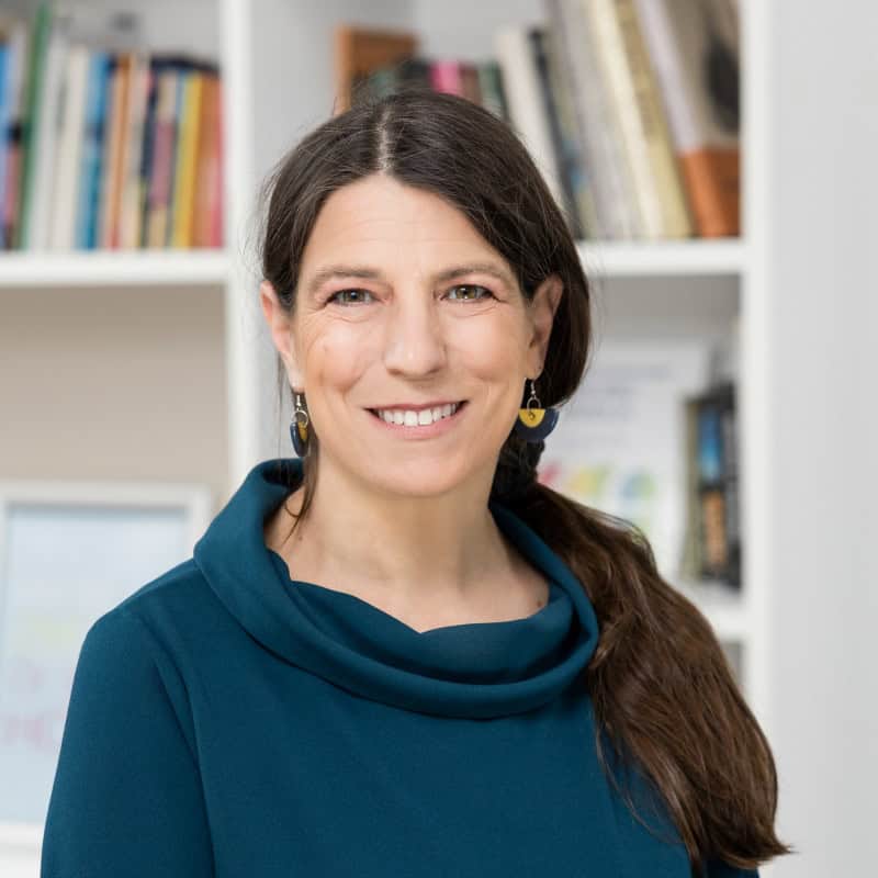 mag. Alenka Magajne